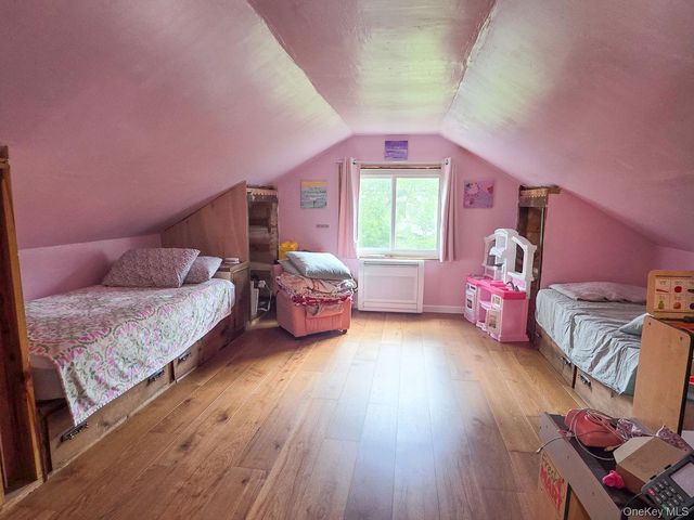 141 W Mombasha Road, Monroe, NY 10950