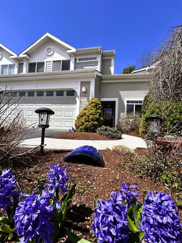 186 Hummingbird Lane, South Burlington, VT 05403