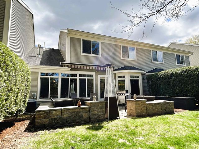 186 Hummingbird Lane, South Burlington, VT 05403