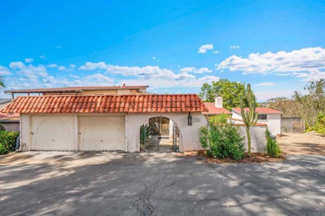 306 Ocean View Drive, Vista, CA 92084
