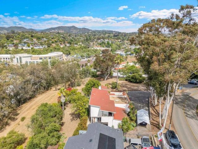 306 Ocean View Drive, Vista, CA 92084
