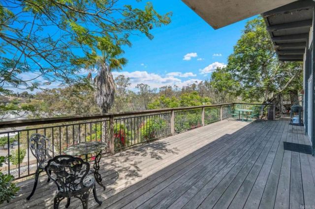 306 Ocean View Drive, Vista, CA 92084