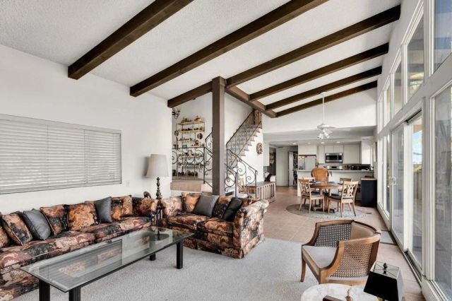 306 Ocean View Drive, Vista, CA 92084