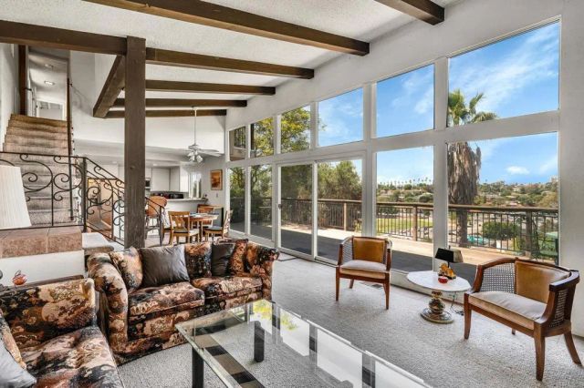 306 Ocean View Drive, Vista, CA 92084