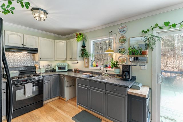 53 Sandhill Road, Fairfax, VT 05454