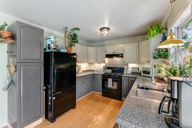 53 Sandhill Road, Fairfax, VT 05454