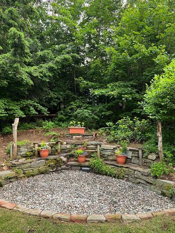 53 Sandhill Road, Fairfax, VT 05454