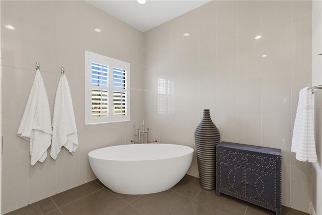 20439 LACE CASCADE ROAD, Land O Lakes, FL 34637