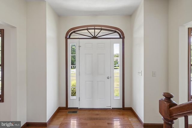 690 GRANT DR, Gettysburg, PA 17325