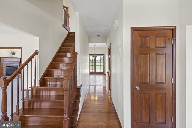 690 GRANT DR, Gettysburg, PA 17325