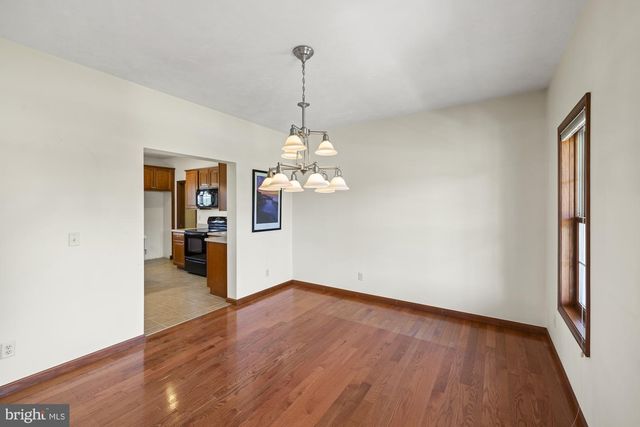 690 GRANT DR, Gettysburg, PA 17325