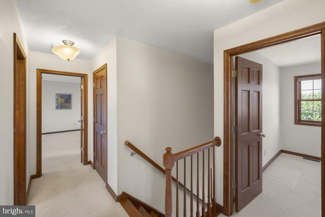 690 GRANT DR, Gettysburg, PA 17325