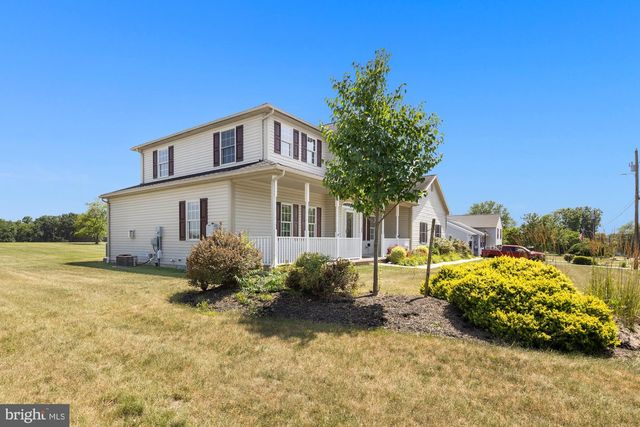 690 GRANT DR, Gettysburg, PA 17325