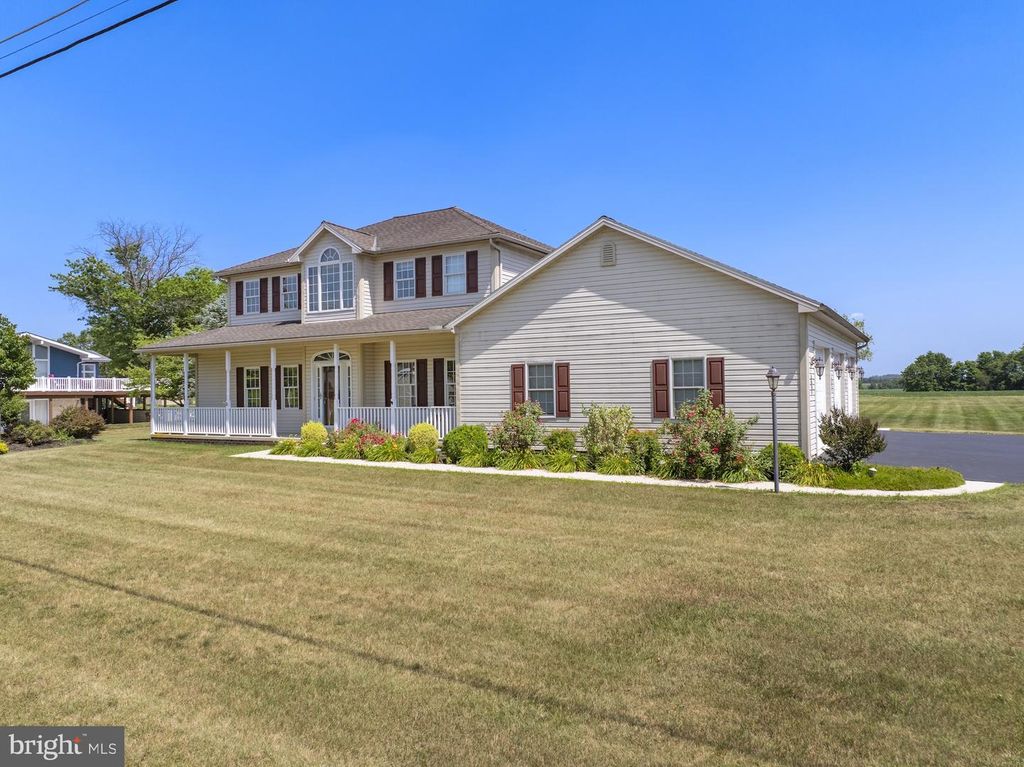 690 GRANT DR, Gettysburg, PA 17325