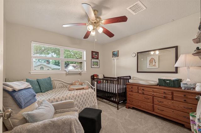 1925 Winding Creek Drive, Pearland, TX 77581