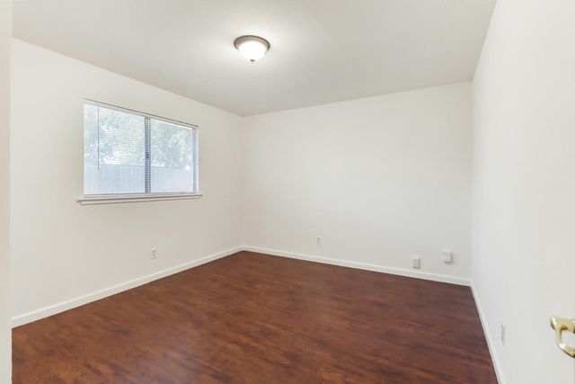 518 Jamie Ct, Rio Linda, CA 95673