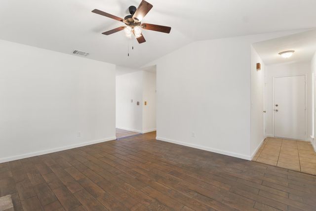 518 Jamie Ct, Rio Linda, CA 95673