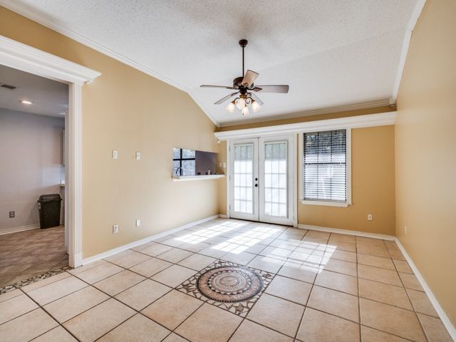 2104 Cold Springs Drive, Arlington, TX 76017