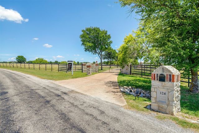 124 Aledo Creeks Road, Fort Worth, TX 76126
