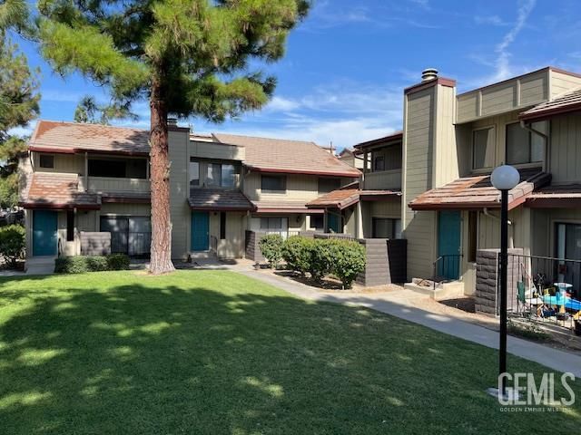 4301 California Avenue 1, Bakersfield, CA 93309