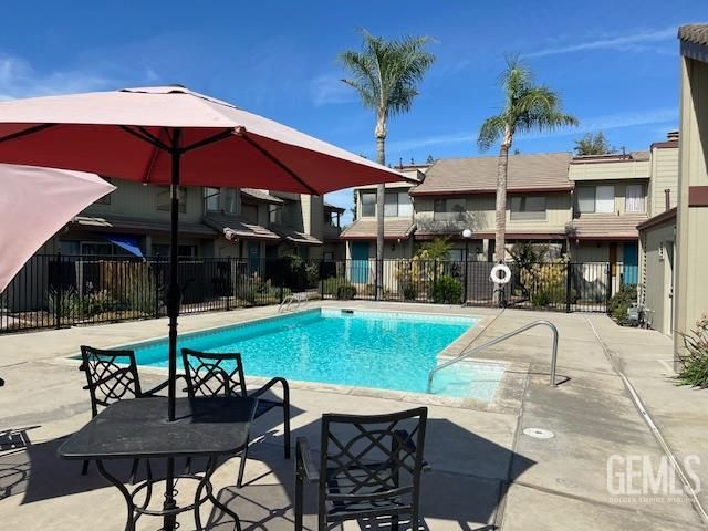 4301 California Avenue 1, Bakersfield, CA 93309