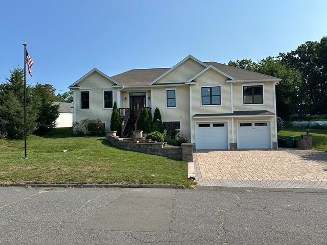 139 Blanchard St, Chicopee, MA 01020