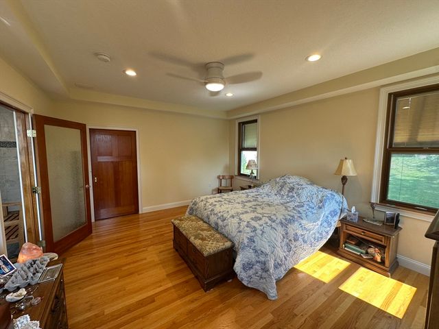 139 Blanchard St, Chicopee, MA 01020