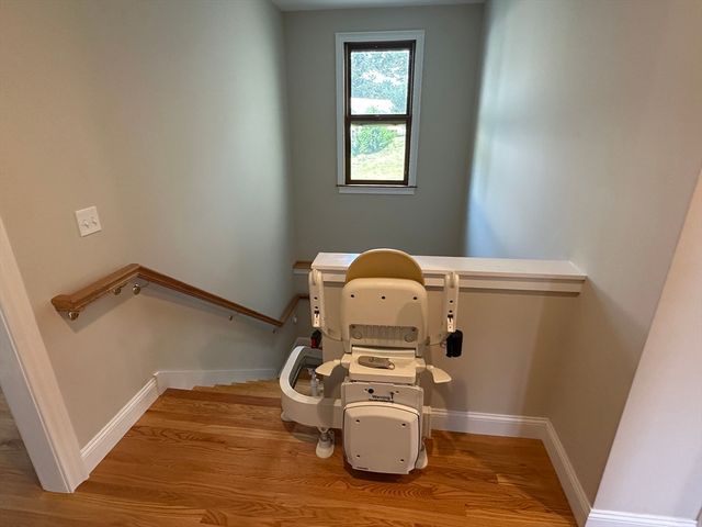 139 Blanchard St, Chicopee, MA 01020