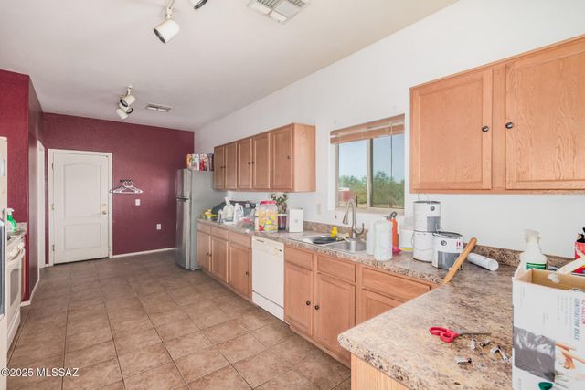 16250 W Feral Road, Marana, AZ 85653
