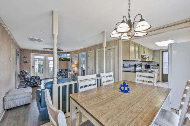 109 Easy St., Murrells Inlet, SC 29576