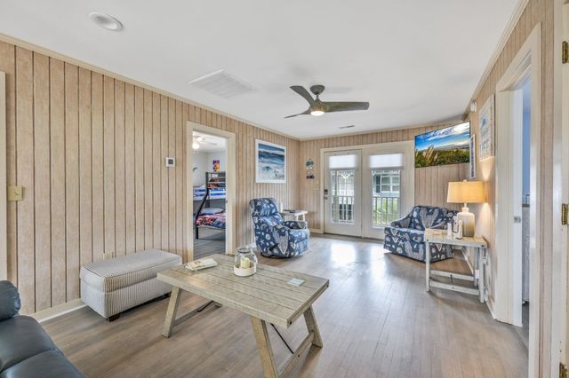 109 Easy St., Murrells Inlet, SC 29576