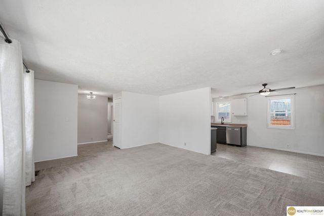 1521 W S Street, Lincoln, NE 68528