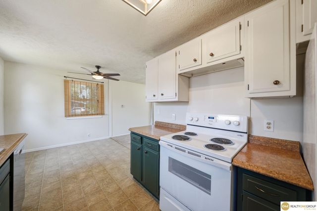 1521 W S Street, Lincoln, NE 68528