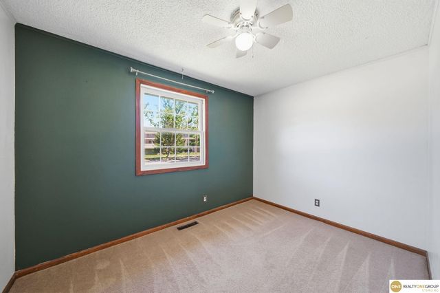 1521 W S Street, Lincoln, NE 68528