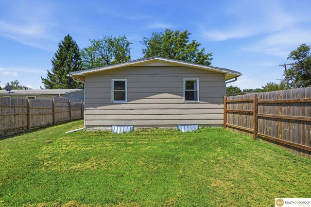 1521 W S Street, Lincoln, NE 68528