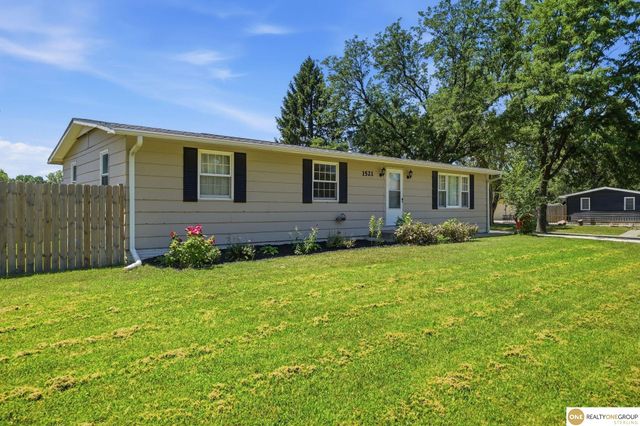 1521 W S Street, Lincoln, NE 68528