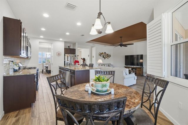 1102 VICTORIA HILLS DRIVE S, Deland, FL 32724