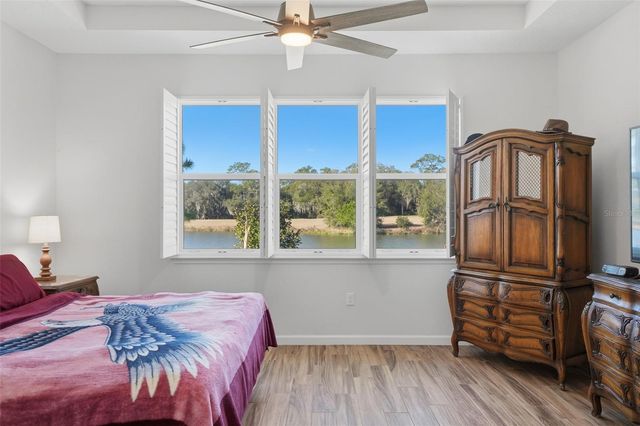 1102 VICTORIA HILLS DRIVE S, Deland, FL 32724