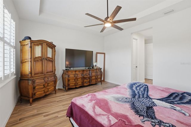 1102 VICTORIA HILLS DRIVE S, Deland, FL 32724