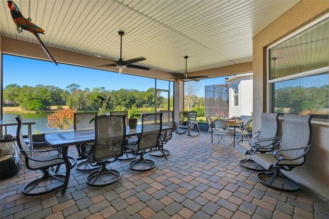 1102 VICTORIA HILLS DRIVE S, Deland, FL 32724