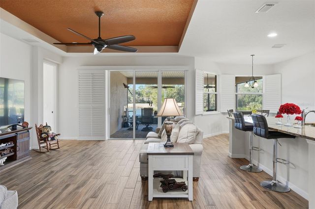 1102 VICTORIA HILLS DRIVE S, Deland, FL 32724