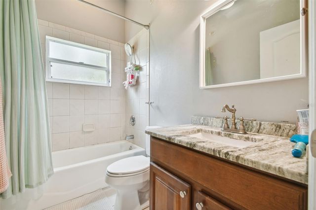 7650 PARTRIDGE STREET CIRCLE, Bradenton, FL 34202