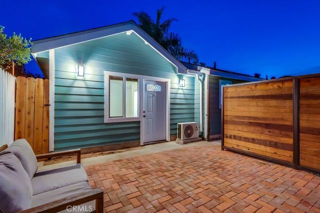 456 Cherry Avenue, Long Beach, CA 90802