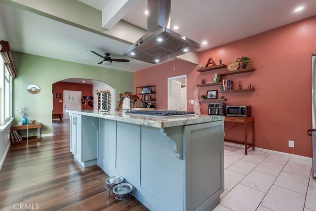 456 Cherry Avenue, Long Beach, CA 90802