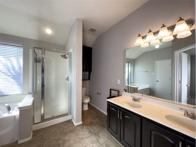 1017 Grand National Boulevard, Fort Worth, TX 76179