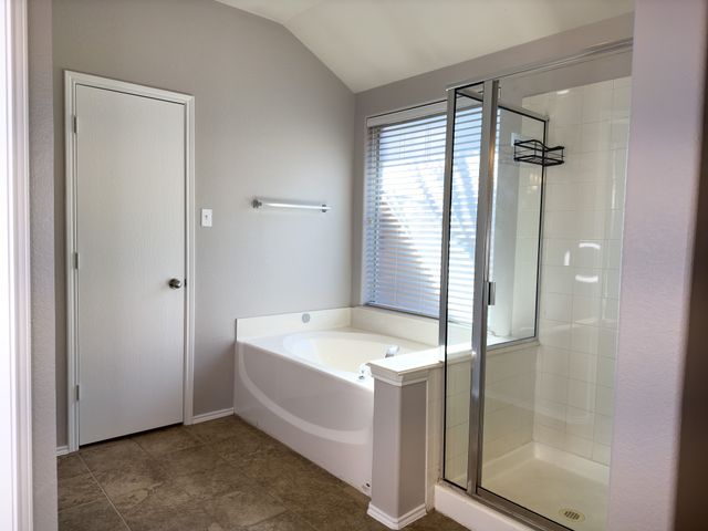 1017 Grand National Boulevard, Fort Worth, TX 76179