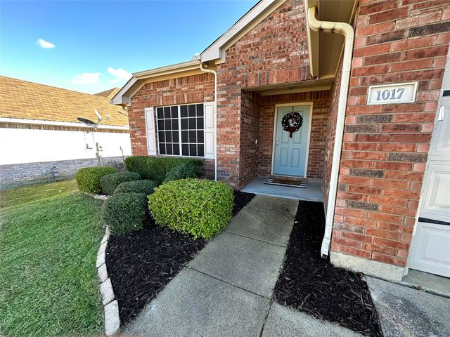 1017 Grand National Boulevard, Fort Worth, TX 76179