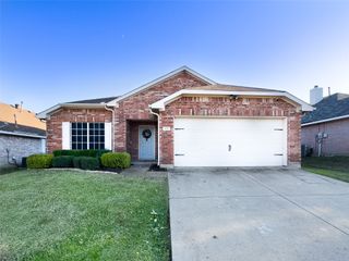 1017 Grand National Boulevard, Fort Worth, TX 76179