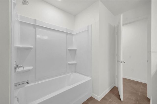 8633 CARIBBEAN PINE WAY, Lakeland, FL 33809