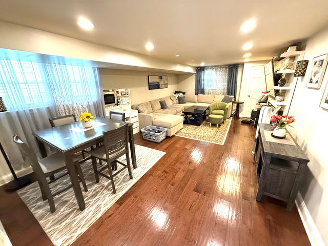 7536 Kildare Avenue, Skokie, IL 60076